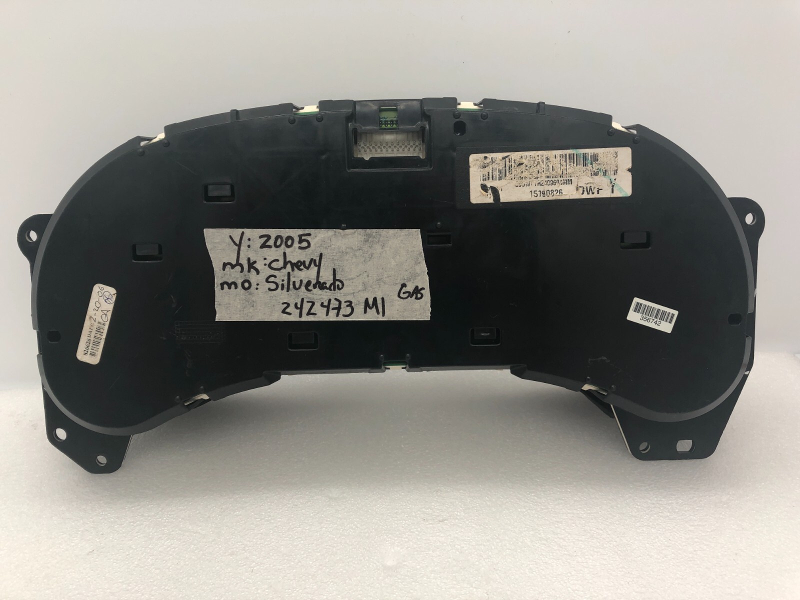2005 CHEVROLET SILVERADO USED INSTRUMENT CLUSTER P#15190826
