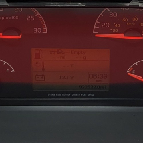 2012 VOLVO VNL USED INSTRUMENT CLUSTER P#21546088-P02
