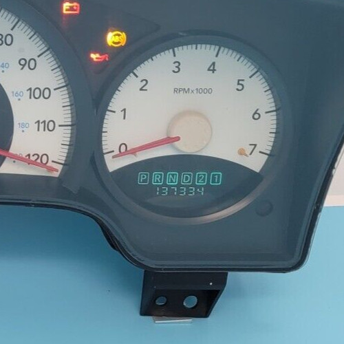 2006 DODGE DURANGO DAKOTA USED INSTRUMENT CLUSTER P#P56049692AH