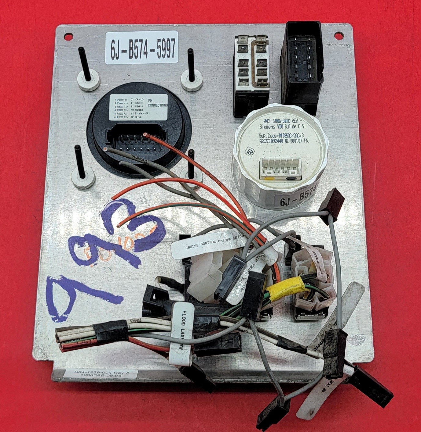 2015 KENWORTH USED INSTRUMENT CLUSTER P#S64-1239-004