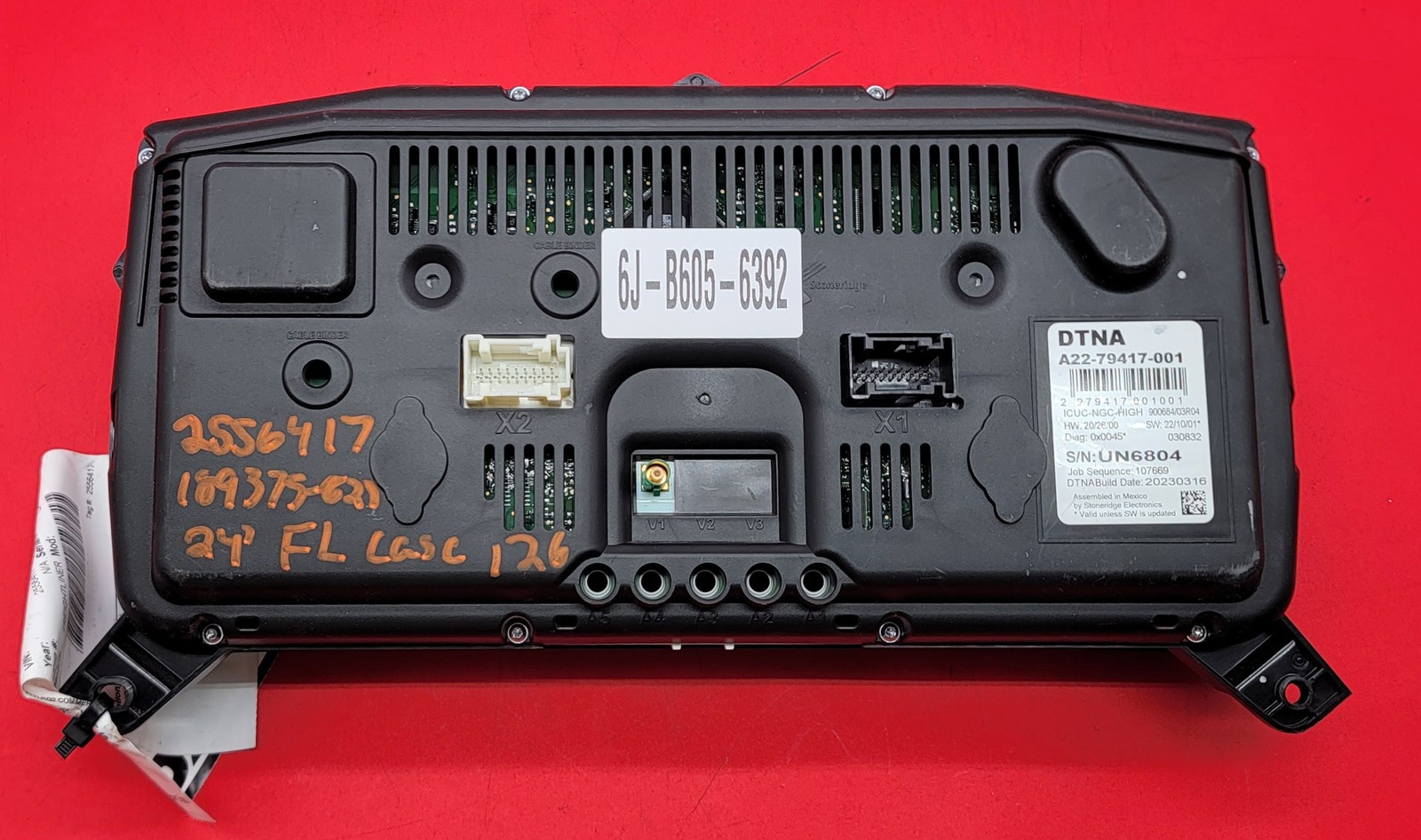 2024 FREIGHTLINER CASCADIA 126 USED INSTRUMENT CLUSTER P#A2279417-001