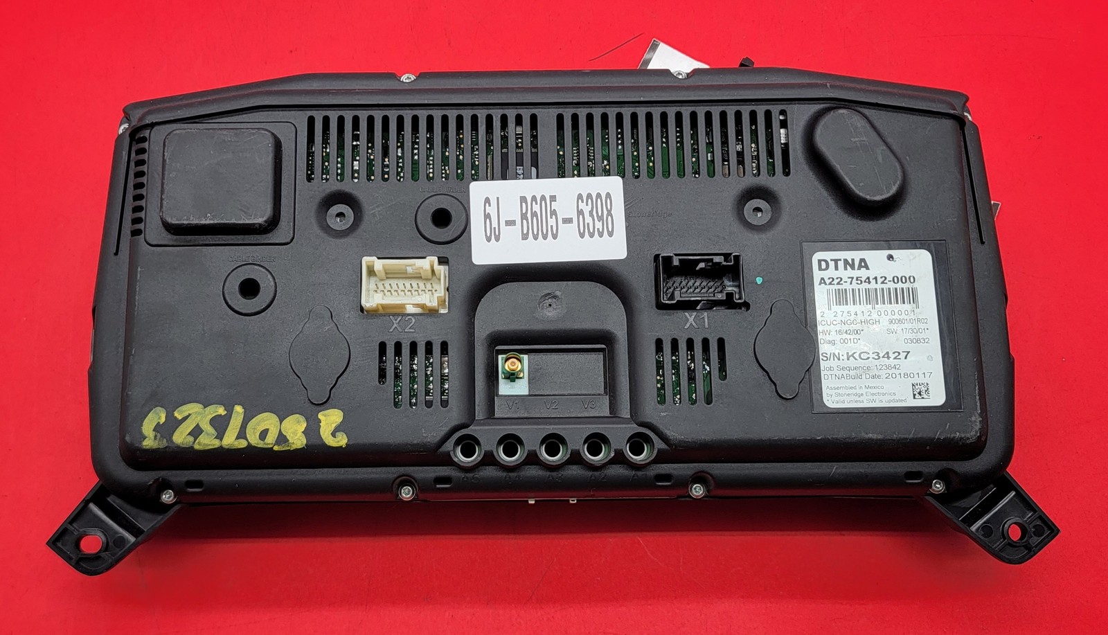 2019 FREIGHTLINER CASCADIA 126 USED INSTRUMENT CLUSTER P#A22-75412-000