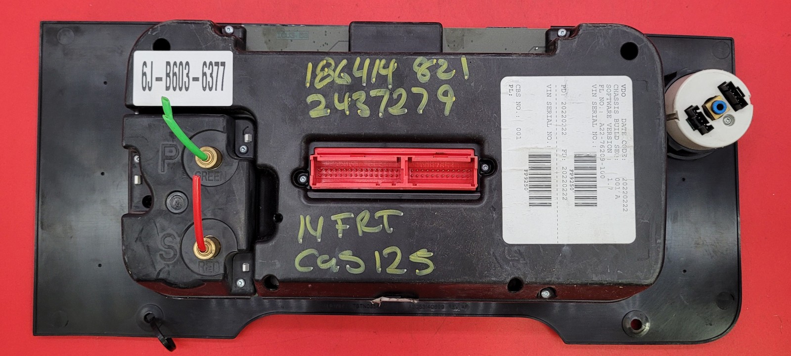 2014 FREIGHTLINER CASCADIA 125 USED INSTRUMENT CLUSTER P#A22-76209-100