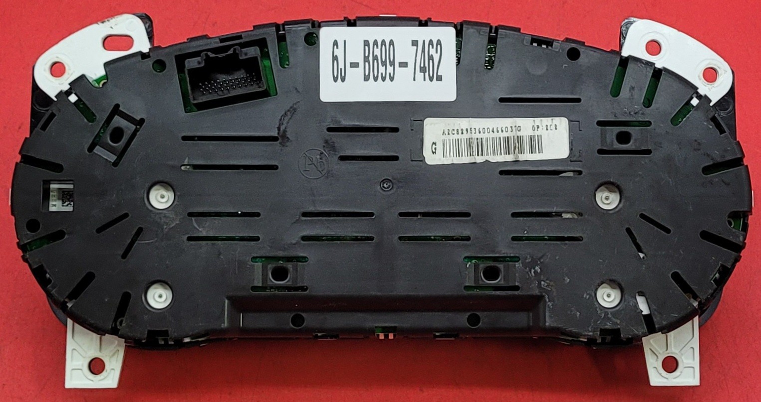 2013 CHEVROLET MALIBU USED INSTRUMENT CLUSTER P#22946106