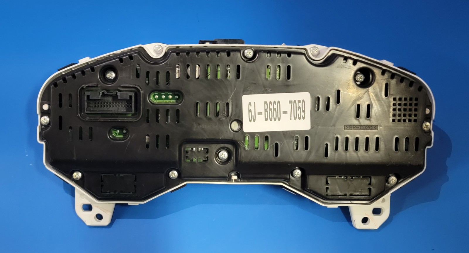 2018 FORD FUSION USED INSTRUMENT CLUSTER P#JS7T-10849-GA