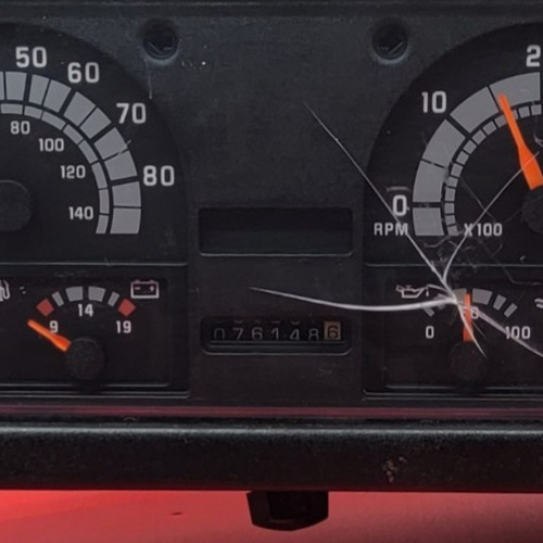 2000 GMC B7 USED INSTRUMENT CLUSTER P#9350495