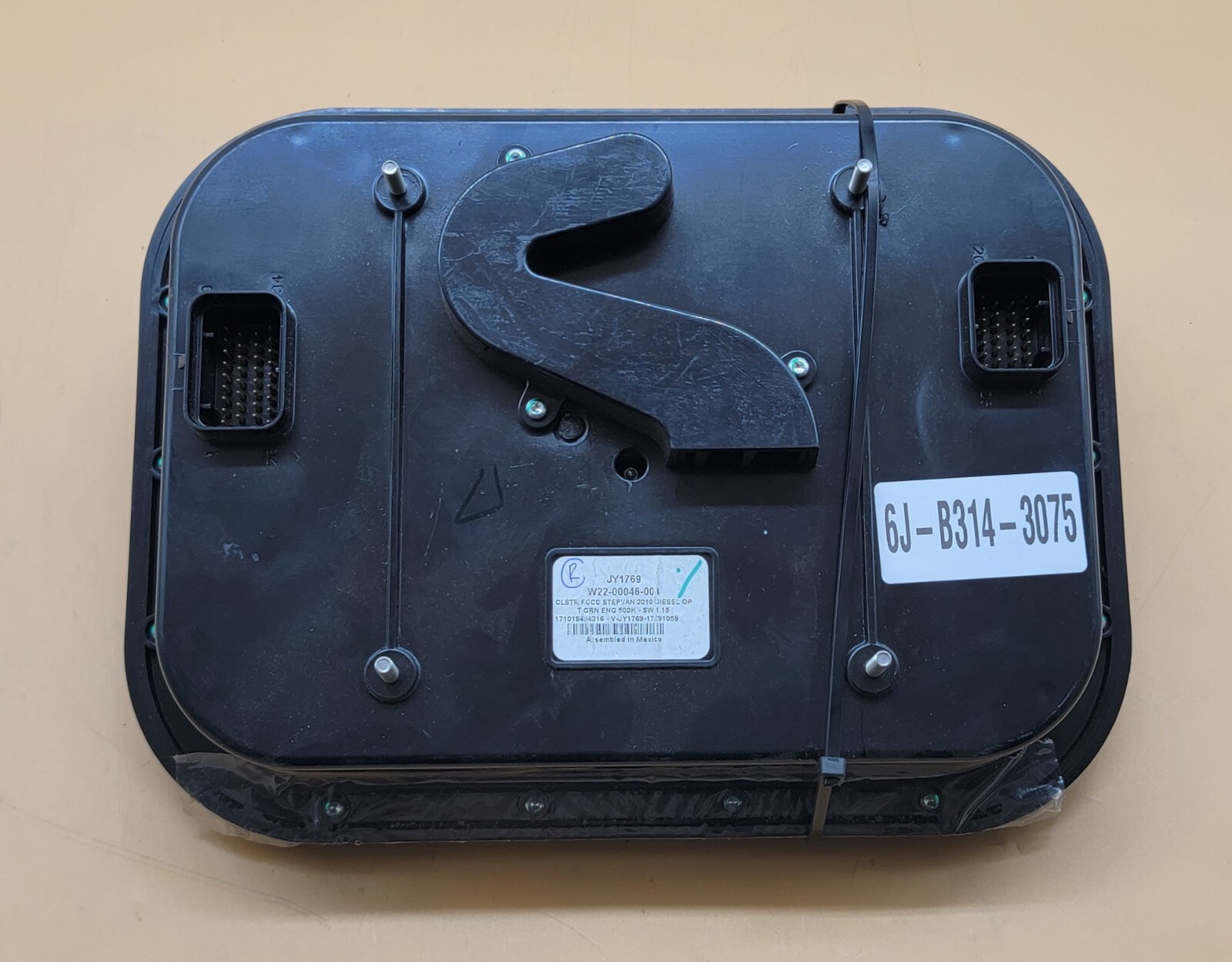 2010 FREIGHTLINER STEPVAN USED INSTRUMENT CLUSTER P#W22-00046-004 714-11120