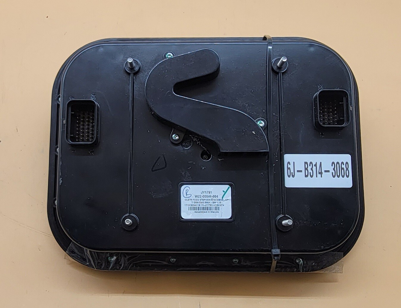 2010 FREIGHTLINER STEPVAN USED INSTRUMENT CLUSTER P#W22-00046-004 714-11121