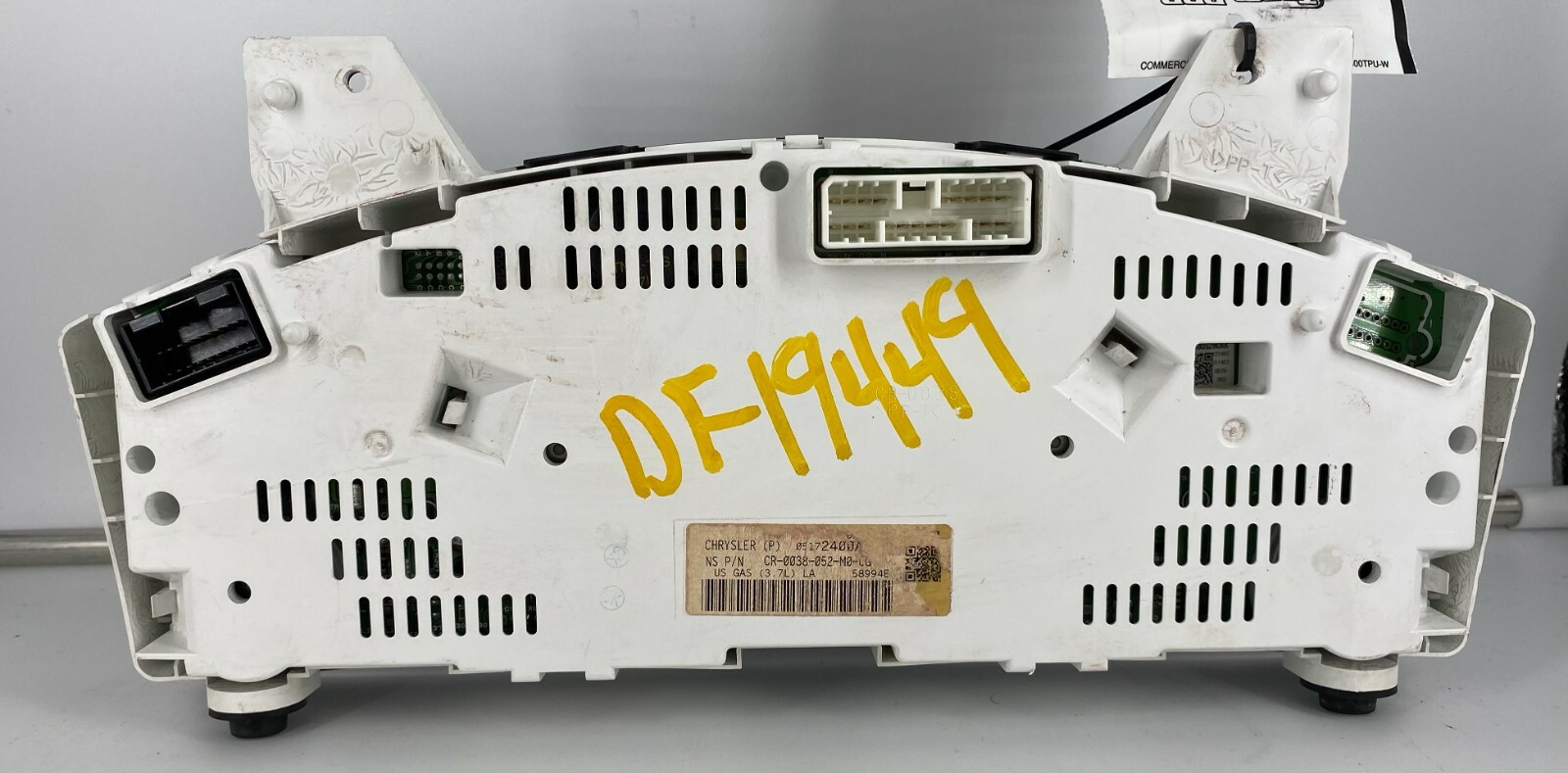 2006 JEEP COMMANDER USED DASHBOARD INSTRUMENT CLUSTER FOR SALE (MPH)