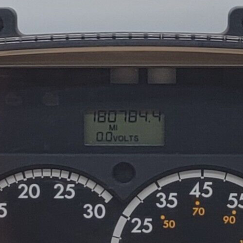 2010 FREIGHTLINER B2 USED INSTRUMENT CLUSTER P#1055298