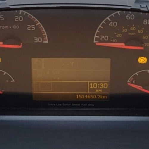 2015 VOLVO VNL USED INSTRUMENT CLUSTER P#22261637-P01 / 714-11002