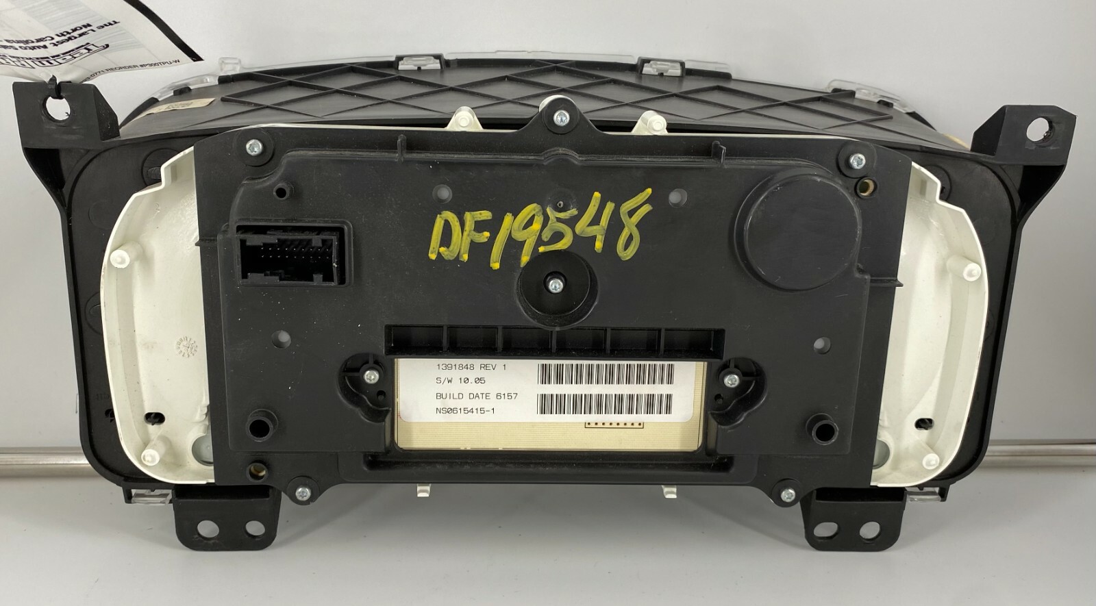 2007 HUMMER H3 USED DASHBOARD INSTRUMENT CLUSTER FOR SALE (MPH)