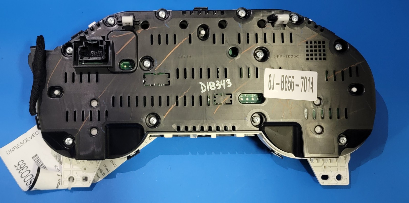 2017 FORD MUSTANG USED INSTRUMENT CLUSTER P#GR3T-10849-GG