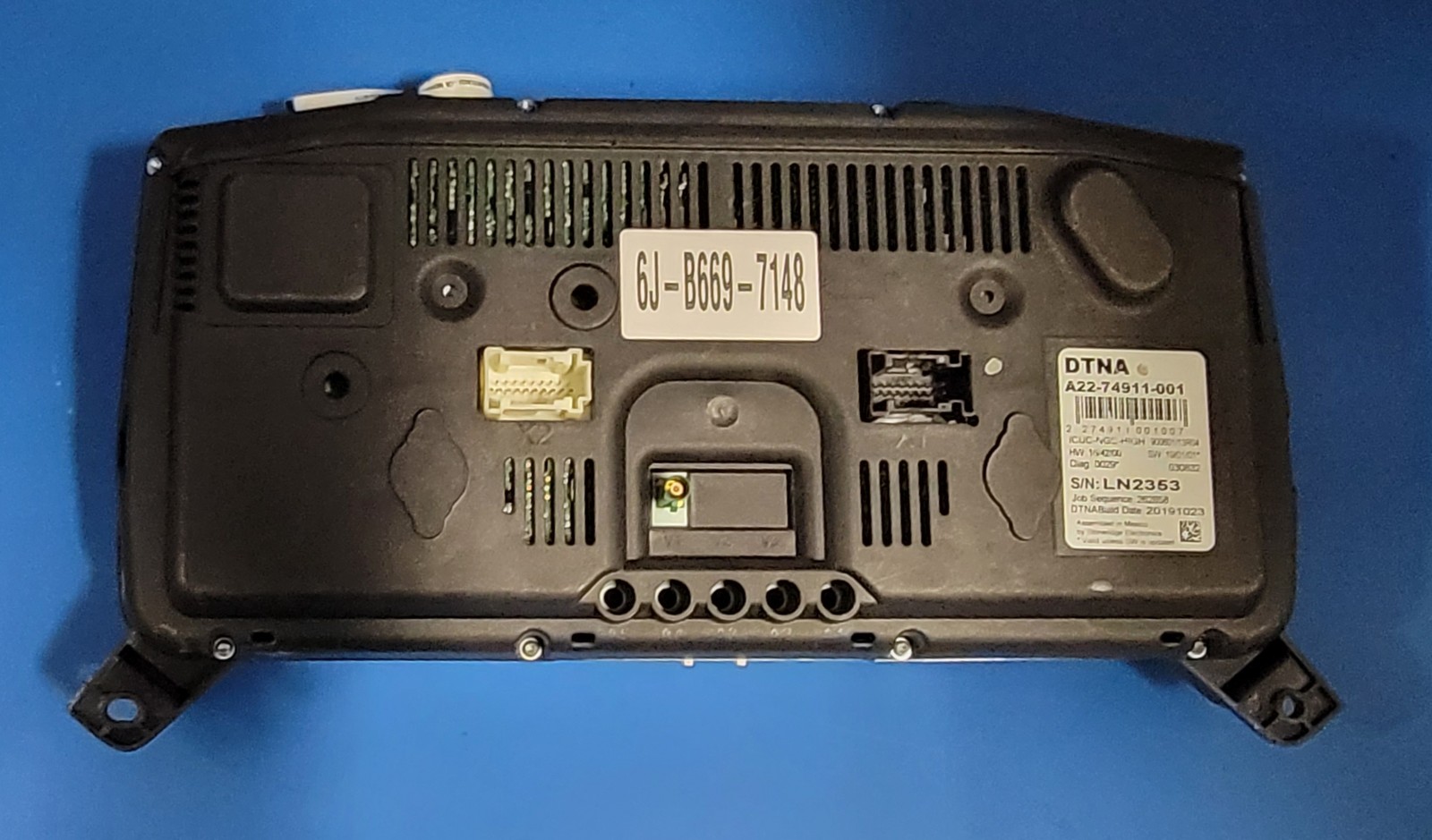 2020 FREIGHTLINER CASCADIA 126 USED INSTRUMENT CLUSTER P#A22-74911-001