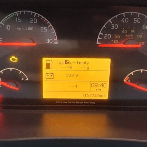 2013 VOLVO VNL USED INSTRUMENT CLUSTER P#21546088-P02