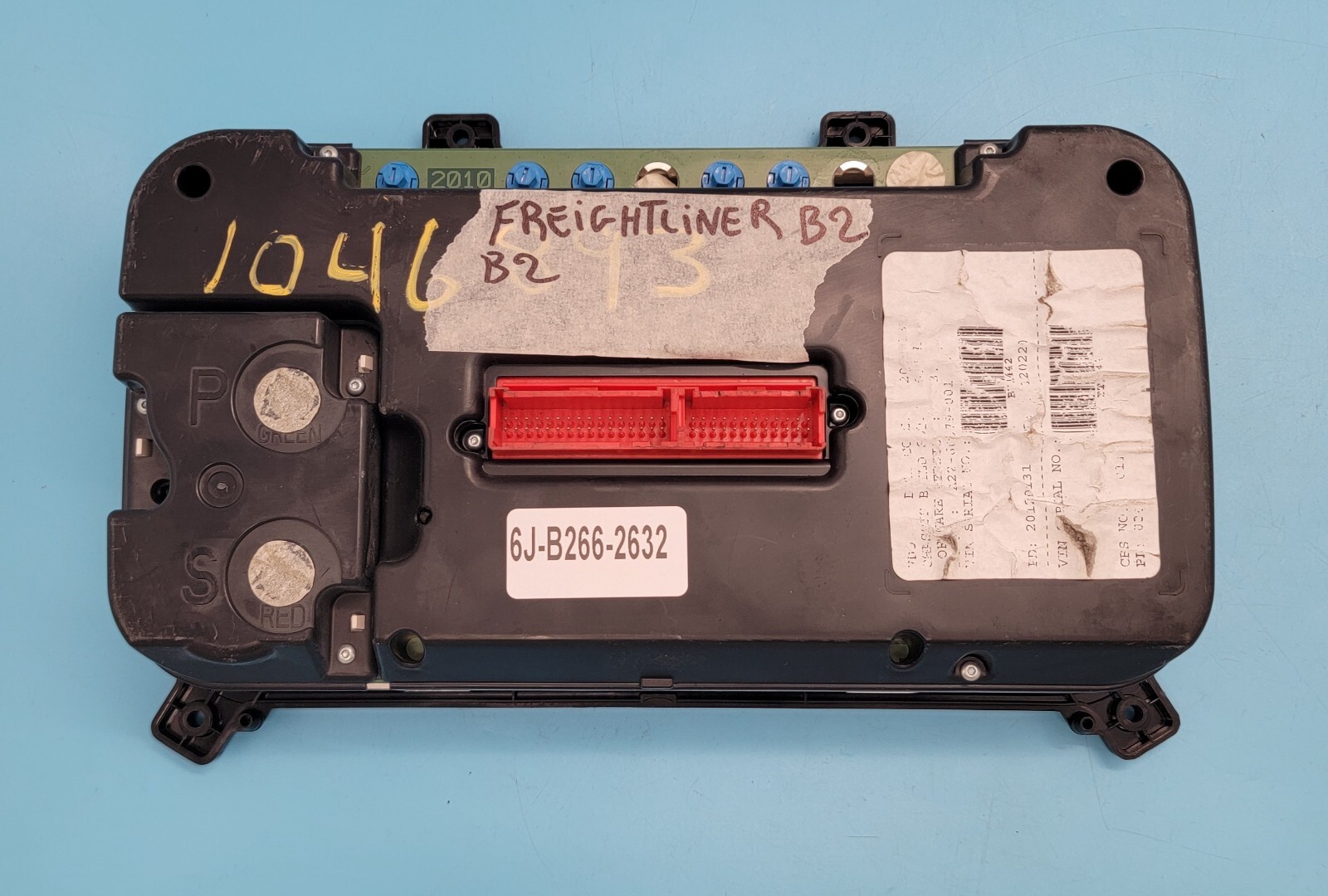 2011 FREIGHTLINER M2/B2/VARIOUS MODELS USED INSTRUMENT CLUSTER P#A22-66979-001