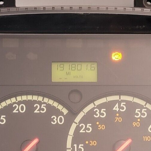 2012 FREIGHTLINER B2/VARIOUS MODELS USED INSTRUMENT CLUSTER P#A22-66979-001