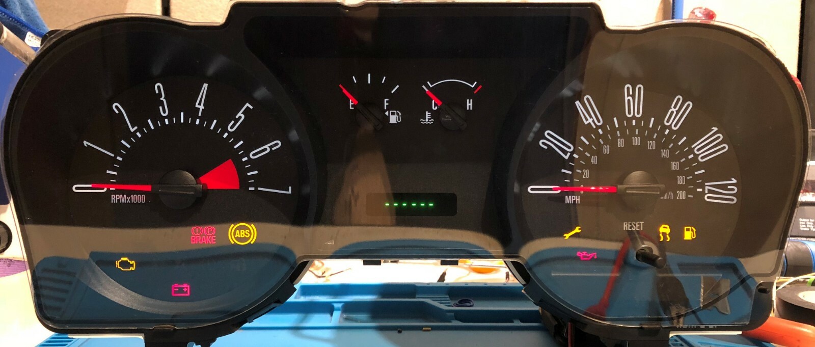 2004 FORD MUSTANG USED DASHBOARD INSTRUMENT CLUSTER FOR SALE