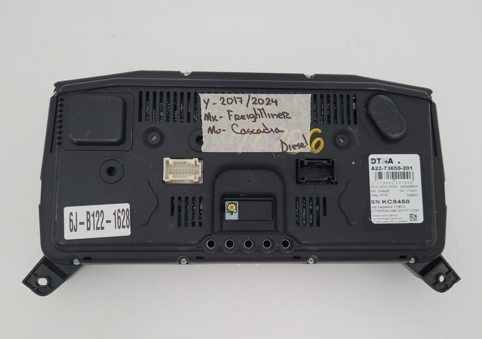 2017 FREIGHTLINER CASCADIA USED INSTRUMENT CLUSTER P#A22-73650-201