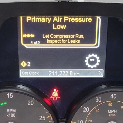 2015 PETERBILT 579 USED INSTRUMENT CLUSTER P#Q43605712104B