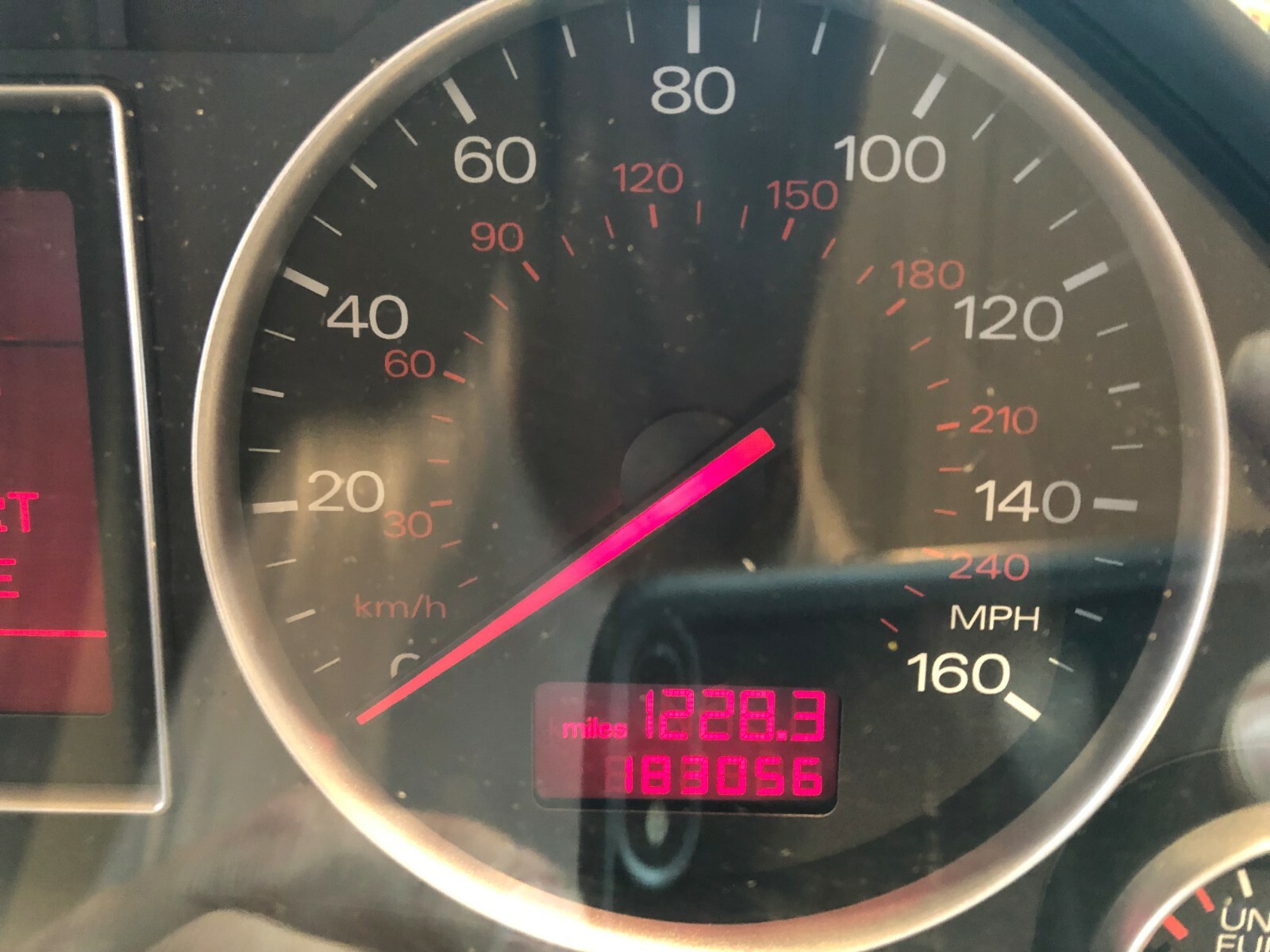 2002-2004 AUDI A4 USED DASHBOARD INSTRUMENT CLUSTER FOR SALE