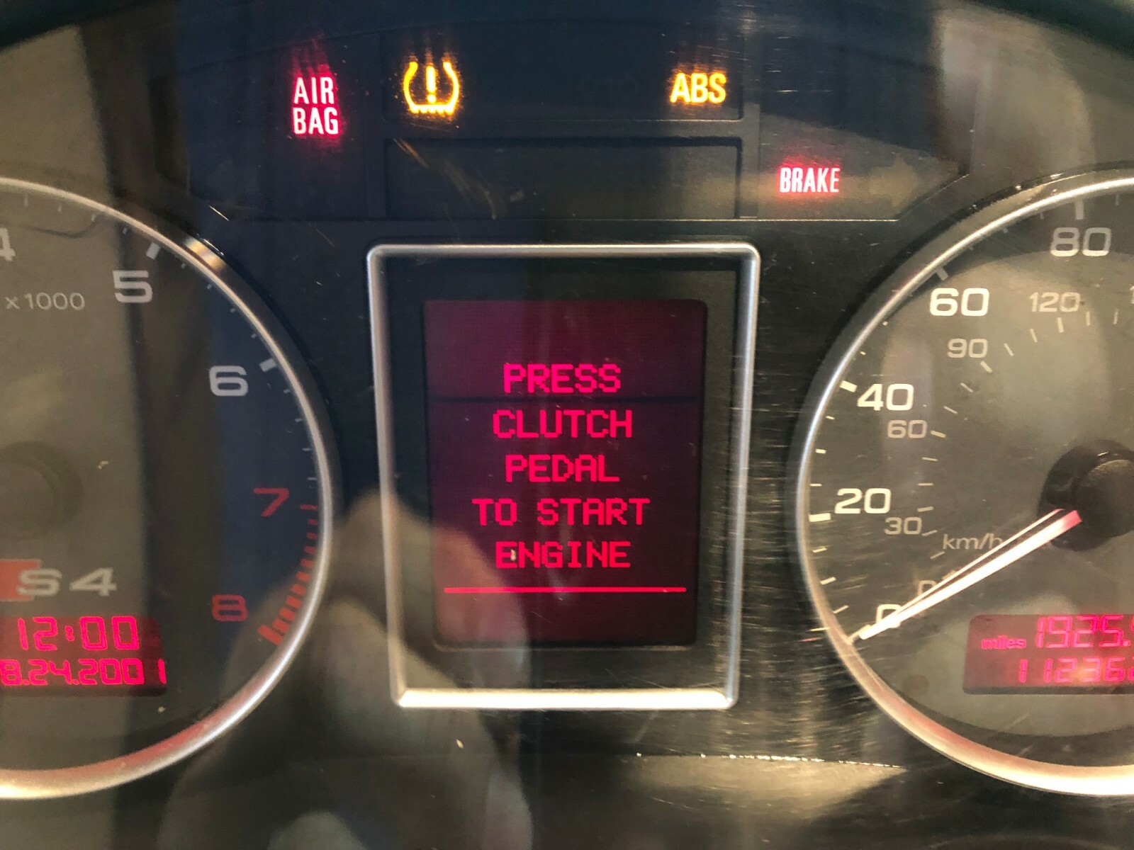 2002-2004 AUDI A4 USED DASHBOARD INSTRUMENT CLUSTER FOR SALE