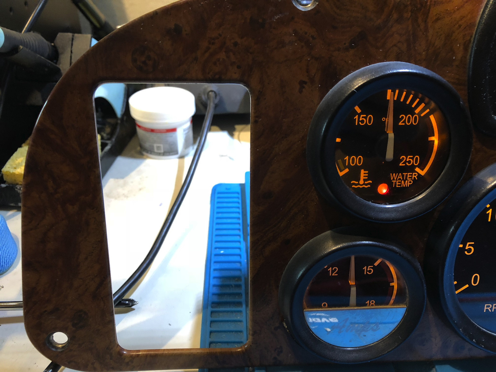 2000 PETERBILT 387 USED DASHBOARD INSTRUMENT CLUSTER FOR SALE