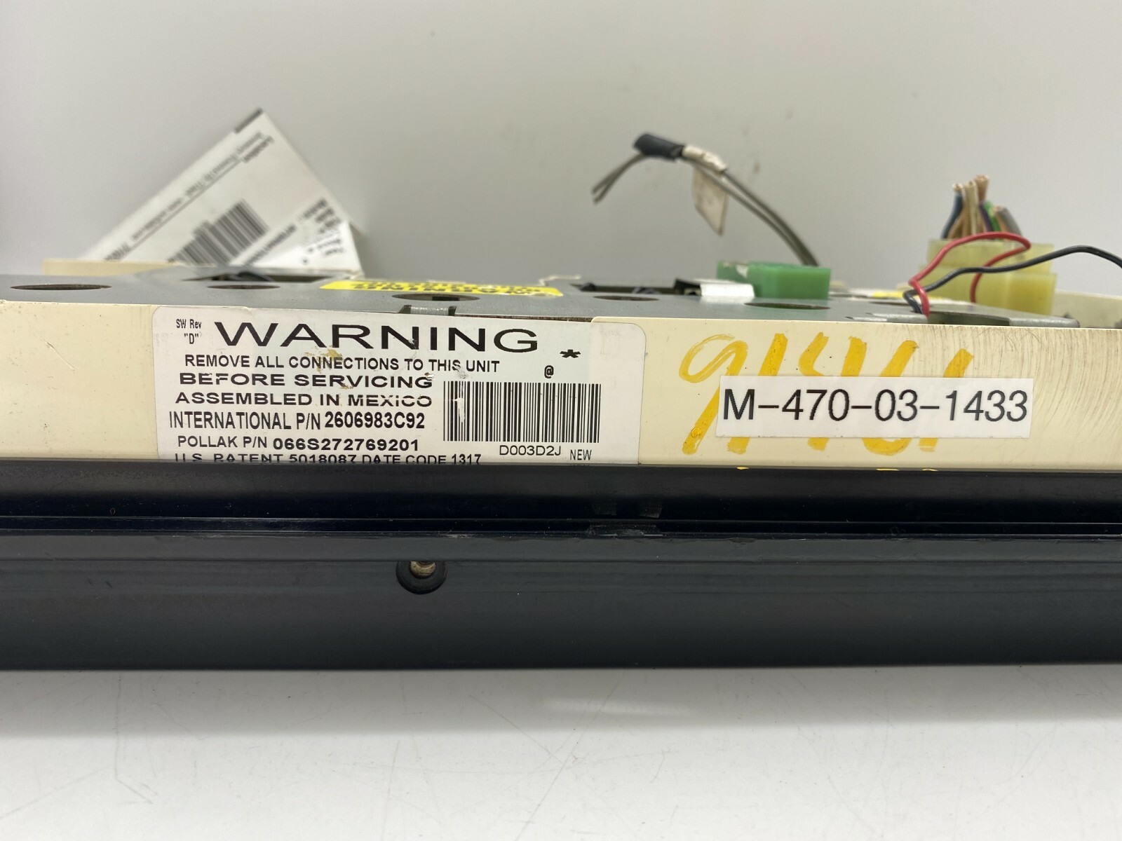 2006 INTERNATIONAL NAVISTAR USED DASHBOARD INSTRUMENT CLUSTER FOR SALE (MPH)