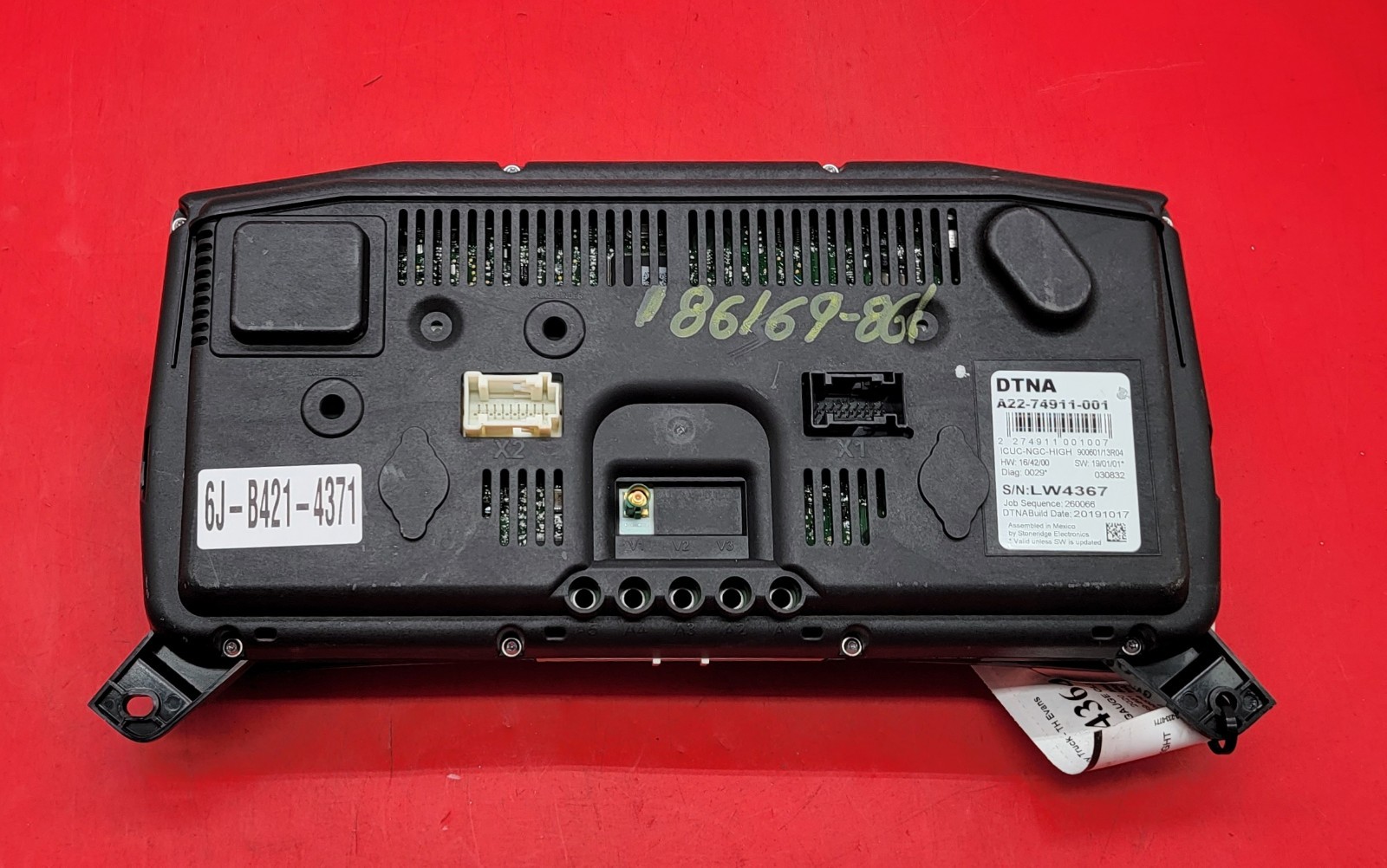 2020 FREIGHTLINER CASCADIA 126 USED INSTRUMENT CLUSTER P#A22-74911-001