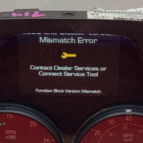 2016 PETERBILT 579 USED INSTRUMENT CLUSTER P#Q43-6057-1-2-104B / 714-10682