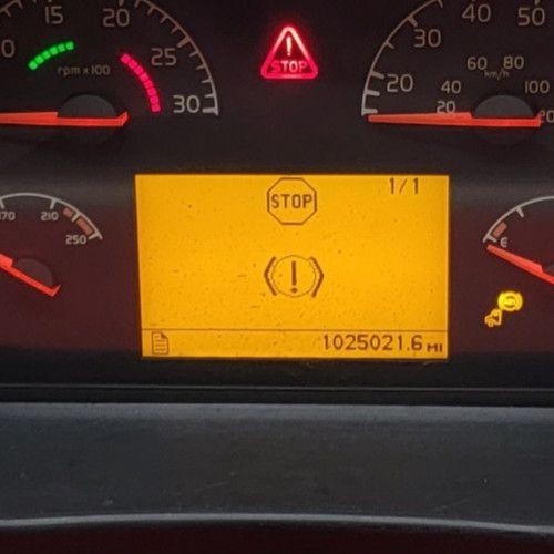 2004 VOLVO VNL USED INSTRUMENT CLUSTER P#20455544-P04