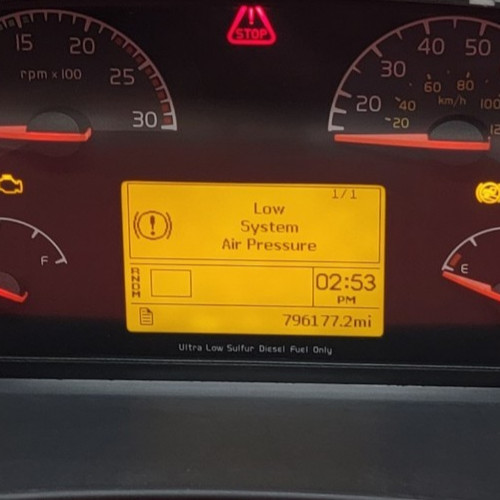 2018 VOLVO VNL USED INSTRUMENT CLUSTER P#21546088-P02