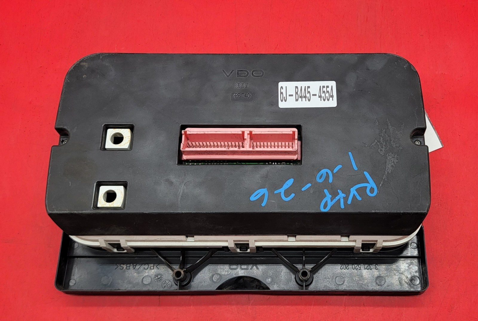 2005 FREIGHTLINER FS65 CHASSIS USED INSTRUMENT CLUSTER P#3 319 210 070
