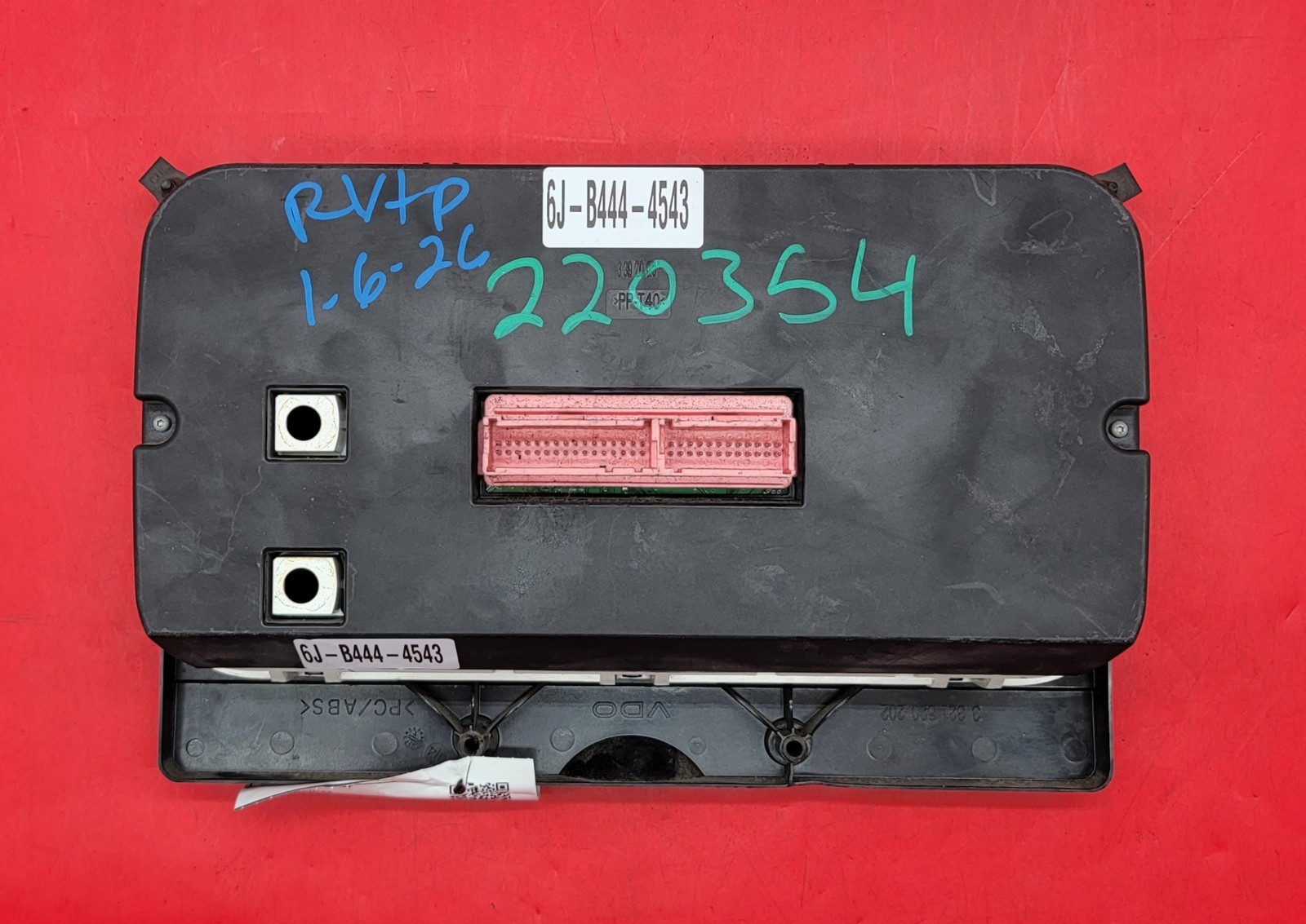 2005 FREIGHTLINER FS65 CHASSIS USED INSTRUMENT CLUSTER P#3 319 210 070