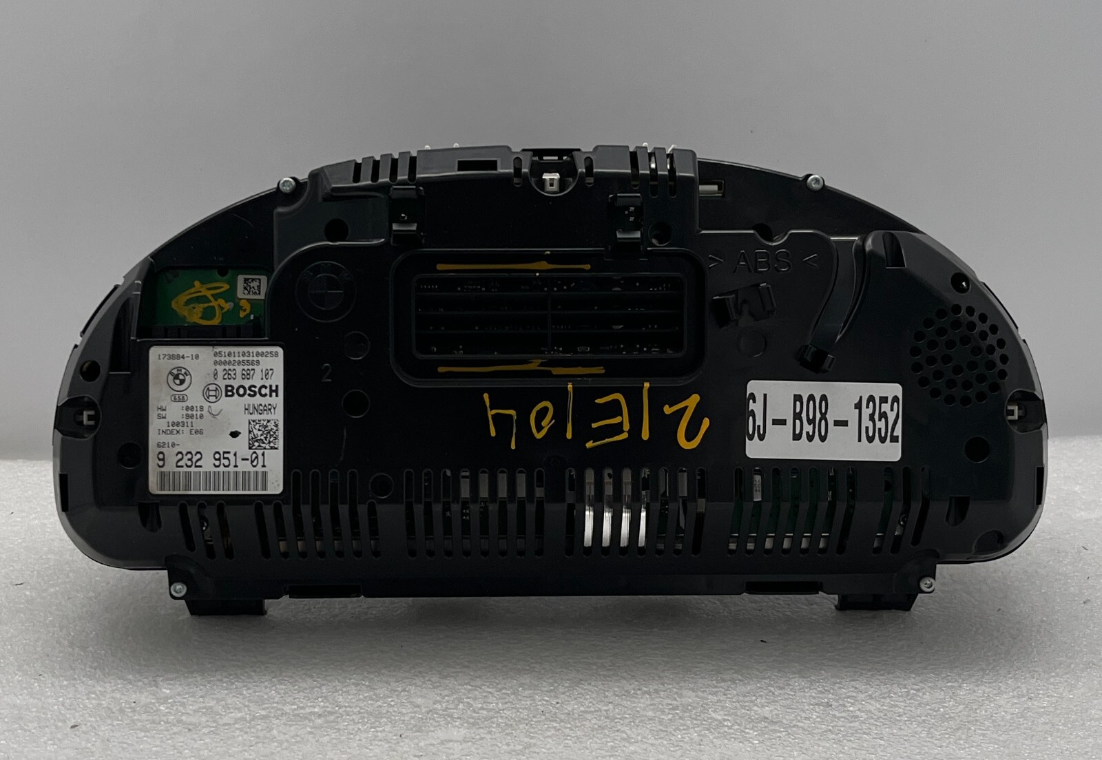2009-2011 BMW 750-I USED INSTRUMENT CLUSTER P#02636887107