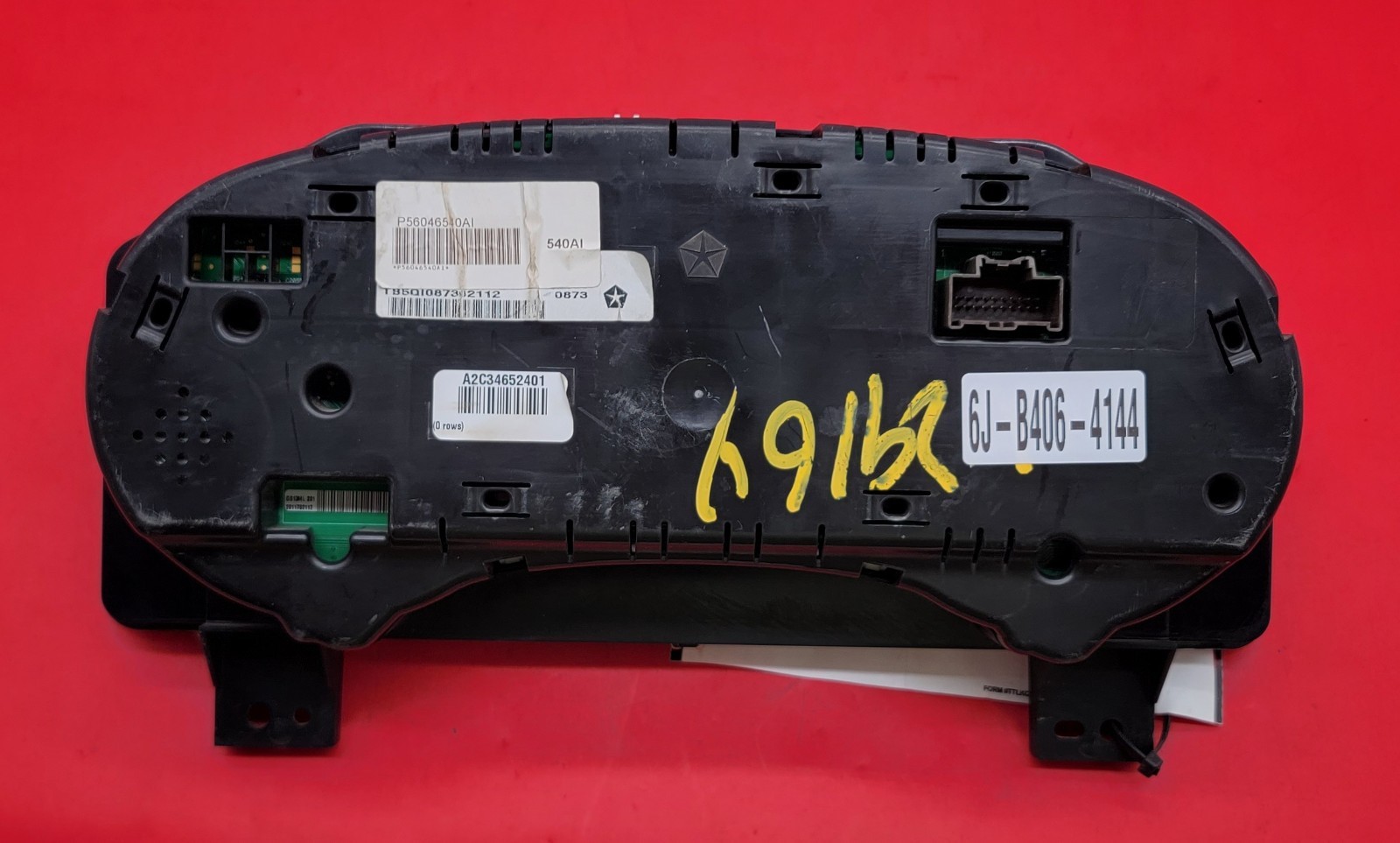 2013 DODGE RAM 1500 USED INSTRUMENT CLUSTER P#A2C34652401