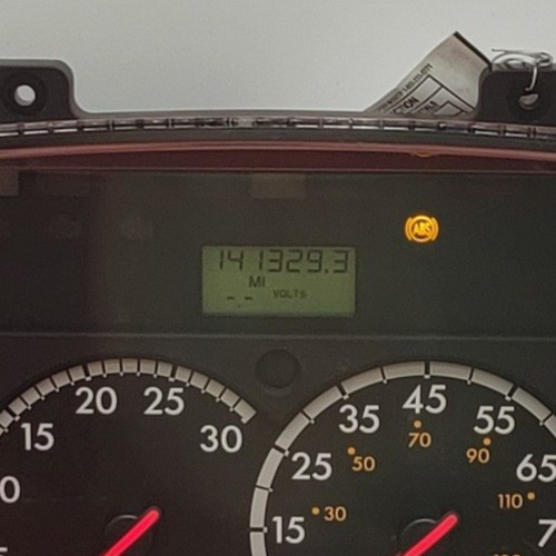 2015 FREIGHTLINER B2 USED INSTRUMENT CLUSTER P#A22-66979-001
