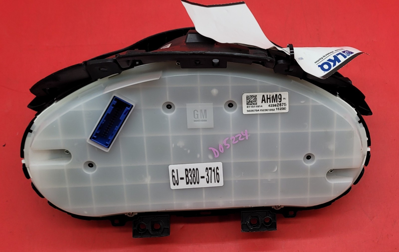 2016 CHEVROLET CRUZE USED INSTRUMENT CLUSTER P#42362675